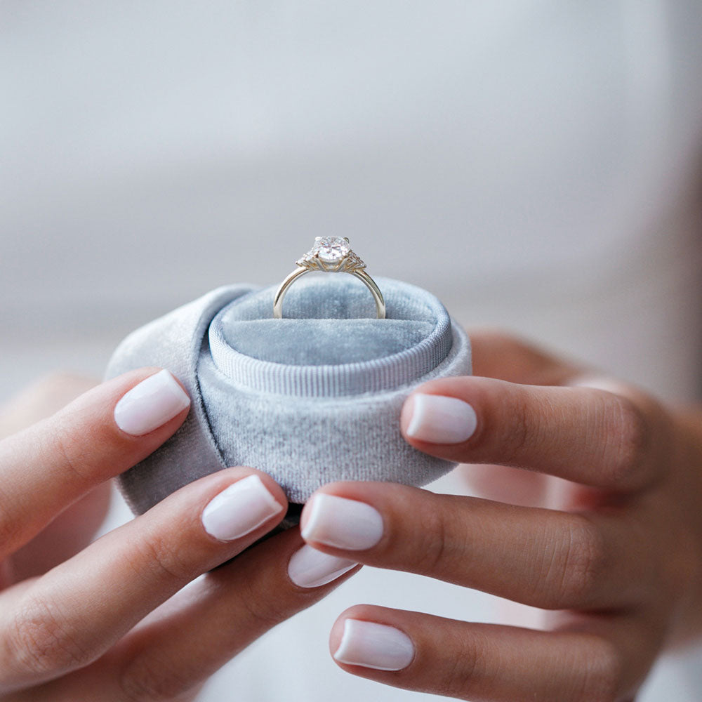 1.5 CT Oval Moissanite Diamond Cluster Engagement Ring