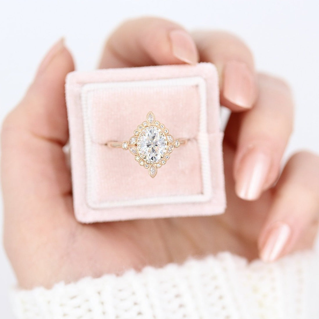 1.33 CT Oval Moissanite Diamond Vintage Engagement Ring