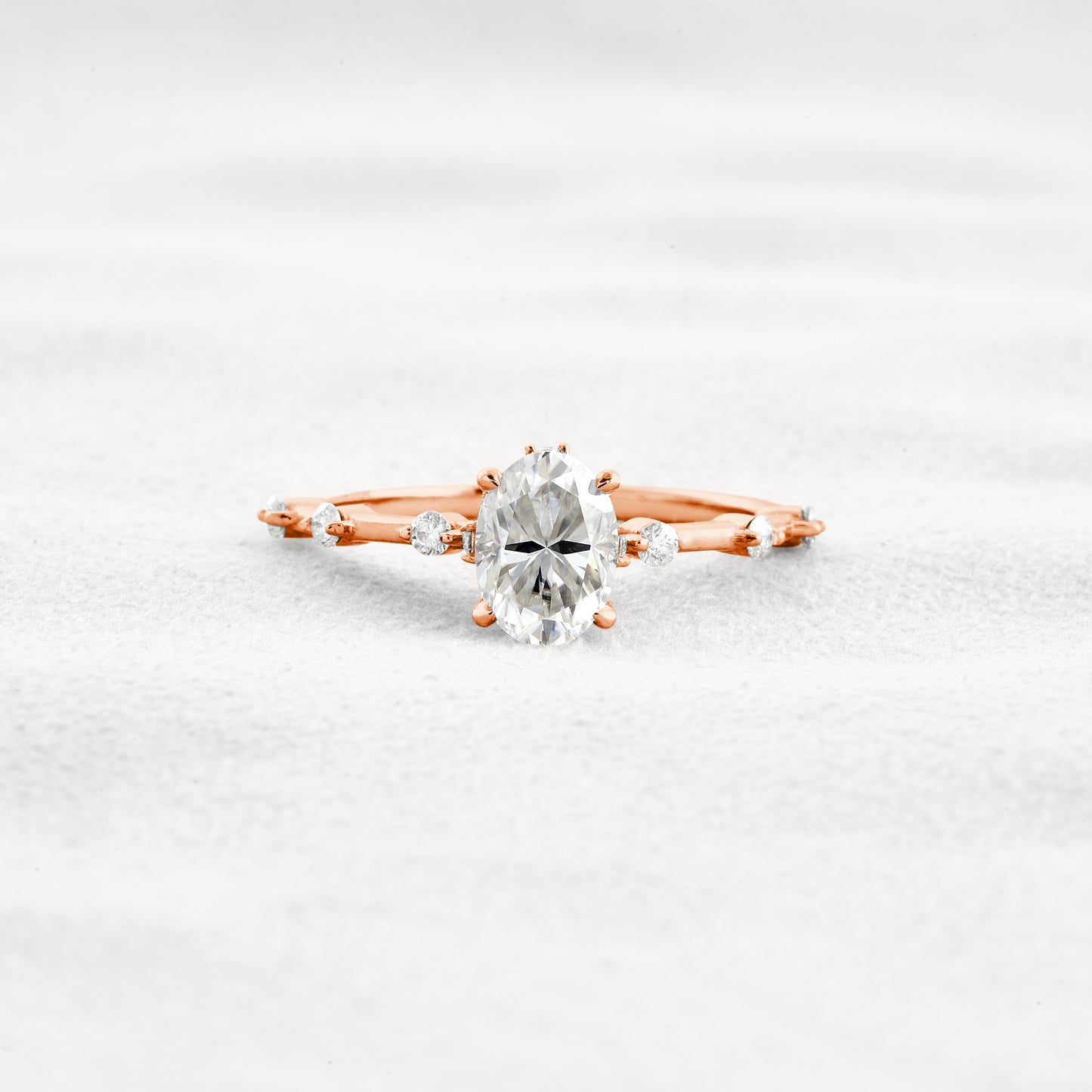 1 CT Oval Cut Dainty Moissanite Engagement Ring