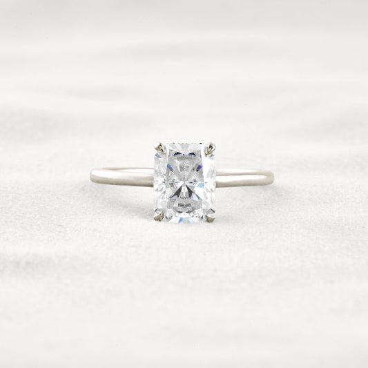 2.3 CT Radiant Cut Solitaire Moissanite Diamond  Engagement Ring In White Gold