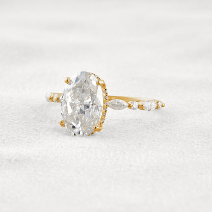 4 CT Oval Cut Moissanite Diamond Engagement Ring & Wedding Ring