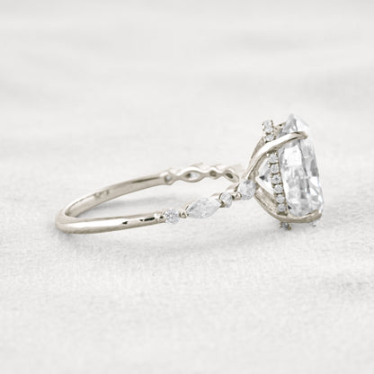 4 CT Oval Cut Moissanite Diamond Engagement Ring & Wedding Ring