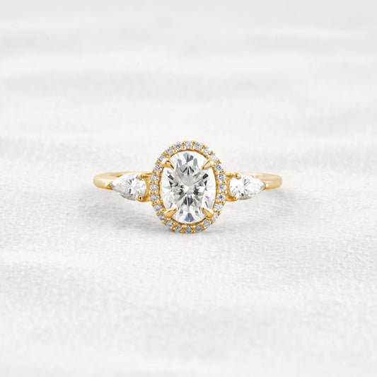 1.33 CT Oval Cut Halo Moissanite Diamond Engagement Ring