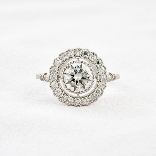 1 CT Round Cut Halo Moissanite Engagement Ring