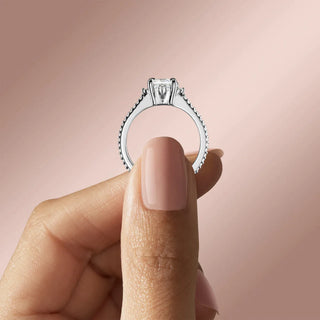 1.60 CT Emerald Moissanite Diamond Solitaire Engagement Ring
