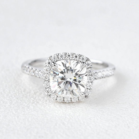 1.8 CT Cushion Moissanite Diamond Halo Engagement Ring