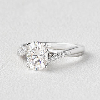 1.91 CT Oval Moissanite Diamond Solitaire Engagement Ring