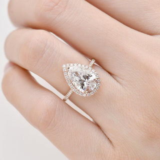 3.1 CT Pear Moissanite Diamond Halo Engagement Ring