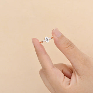 0.94 CT Oval Moissanite Diamond Three Stones Engagement Ring