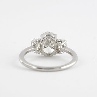 1.91 CT Oval Moissanite Diamond Three Stones Engagement Ring