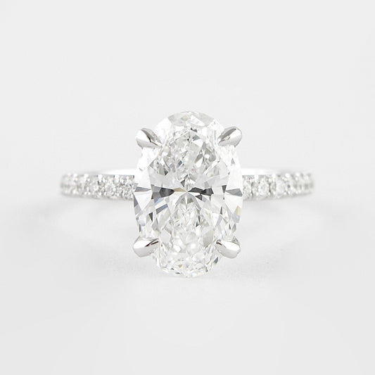 1.33 CT Oval Moissanite Diamond Solitaire Engagement Ring