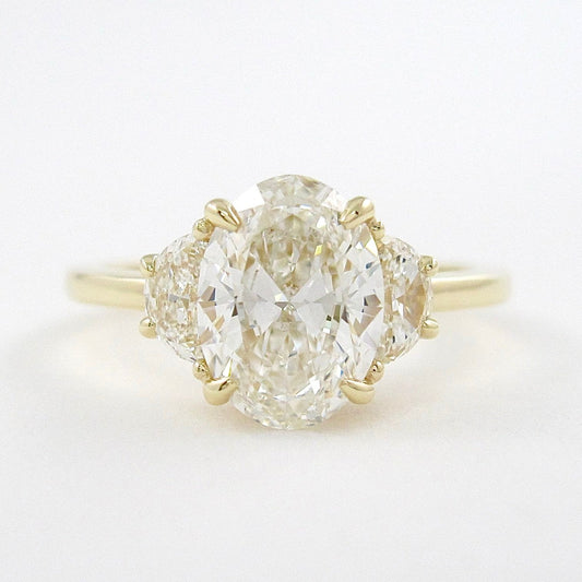 3.0 CT Oval Moissanite Diamond Three Stones Engagement Ring