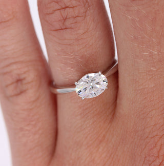 2.0 CT Oval Moissanite Diamond Solitaire Engagement Ring