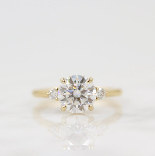 1.80 CT Round Moissanite Diamond Three Stones Engagement Ring