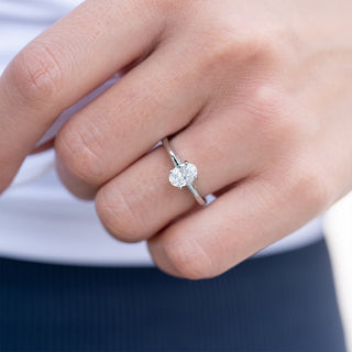 1.33 CT Oval Moissanite Diamond Solitaire Engagement Ring