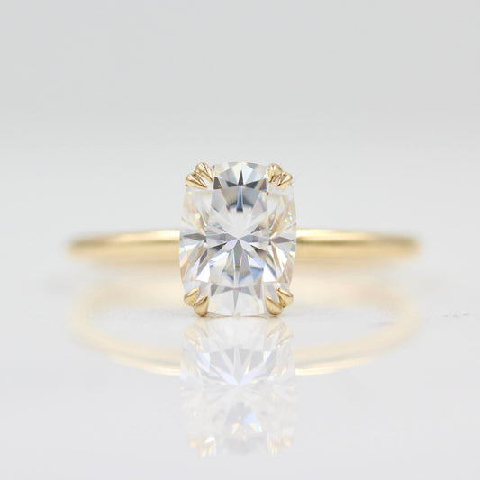 1.22 CT Elongated Cushion Moissanite Diamond Solitaire Engagement Ring