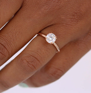 1.0 CT Round Moissanite Diamond Solitaire Engagement Ring